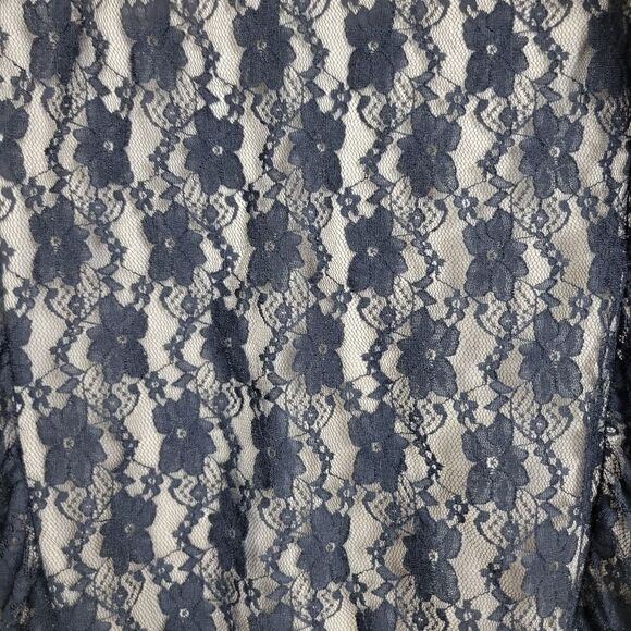 Torrid Floral Pencil Skirt. Tan & Black 28#023 - Picture 6 of 12